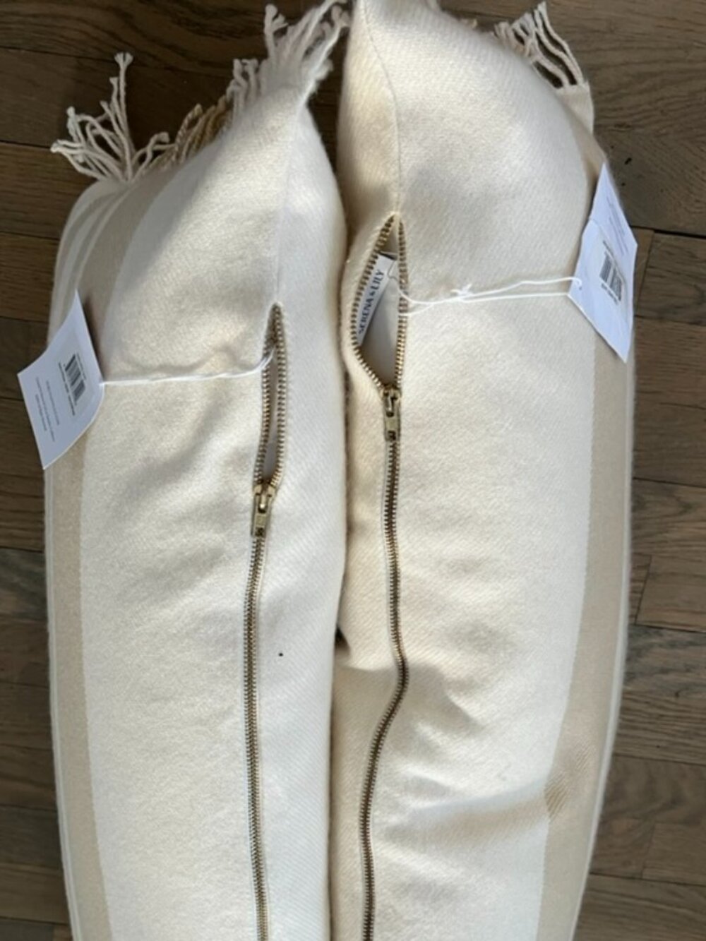 Serena & Lily 'Avery' Alpaca Pillow Covers w/Premium Down Pillows, New w/Tags - Picture 4 of 8